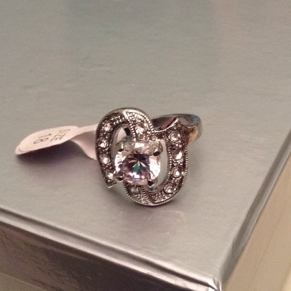 Ring cubic zirconia NWT